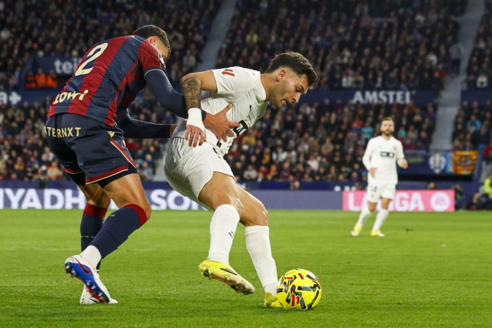 Levante vs Valencia CF (00:30 – 16/02) | Xem lại trận đấu